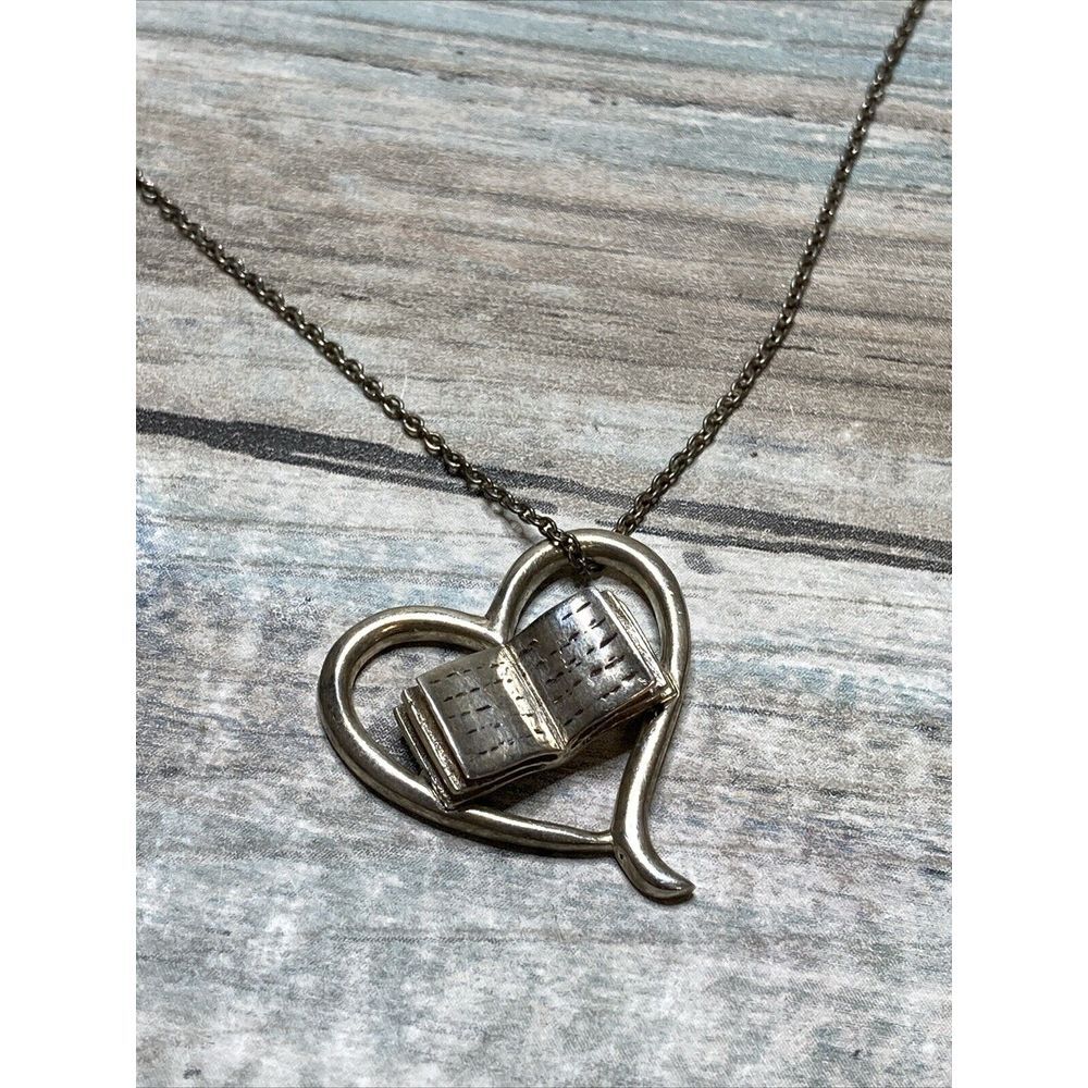 I Heart Books Sterling Silver 20" Chain Necklace Pendant - Picture 1 of 6